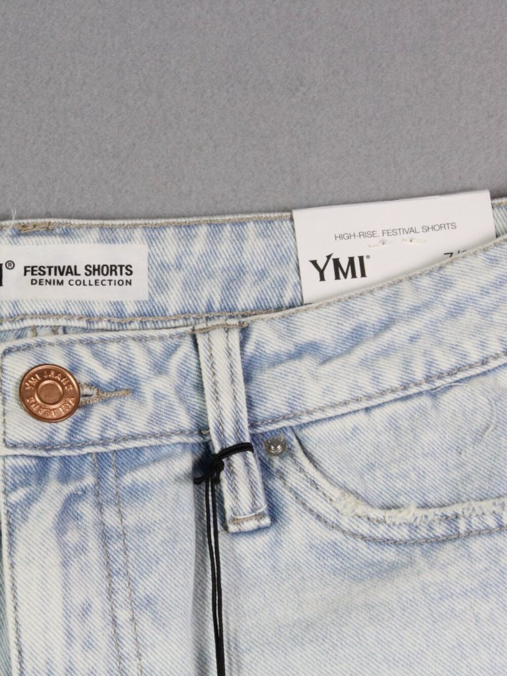 YMI Festival Shorts Women's 7/28 High Rise Light Wash Distressed Cutoff Denim NW - Picture 3 of 7